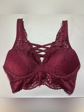 NWT VS PINK Push-up Lace Bralette (XS)